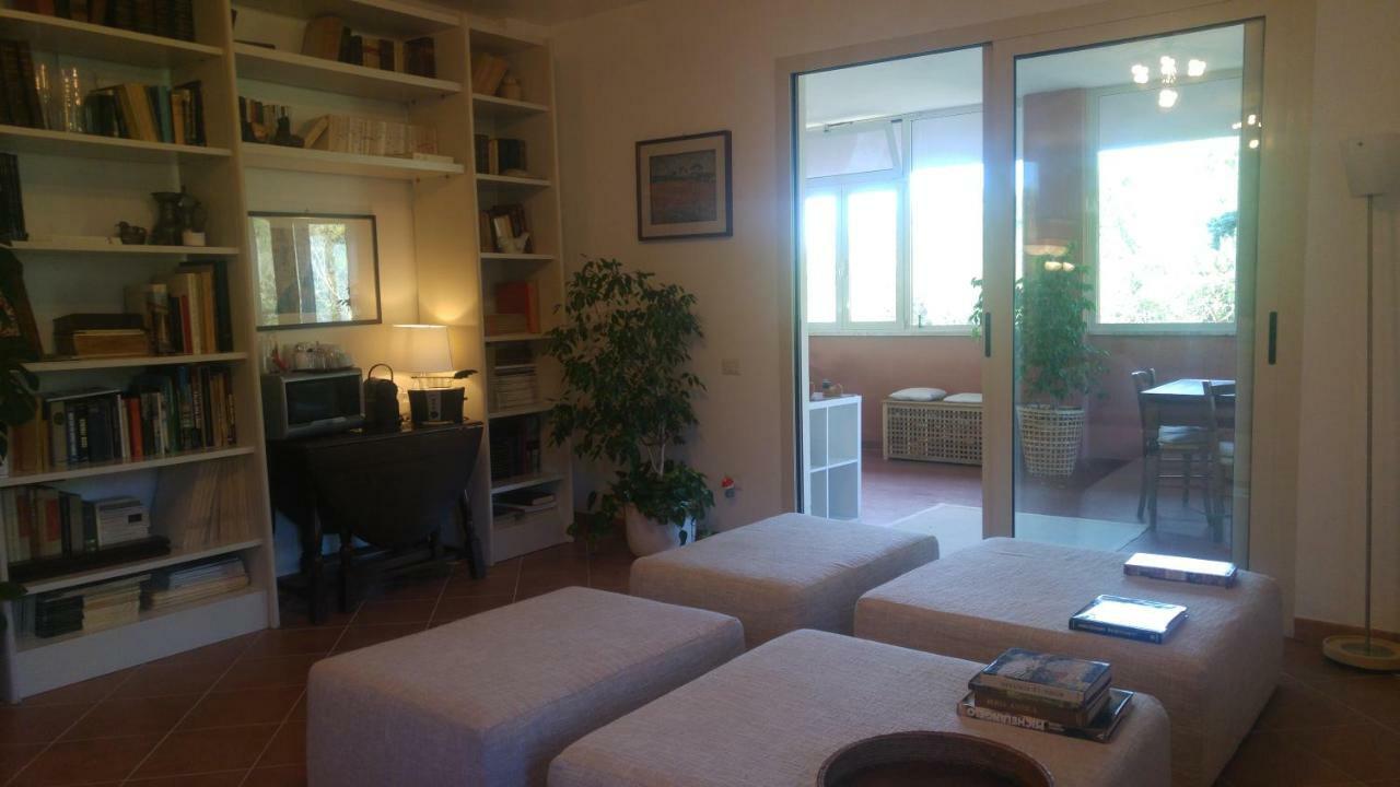 Villa Degli Olmi Allumiere Exteriér fotografie